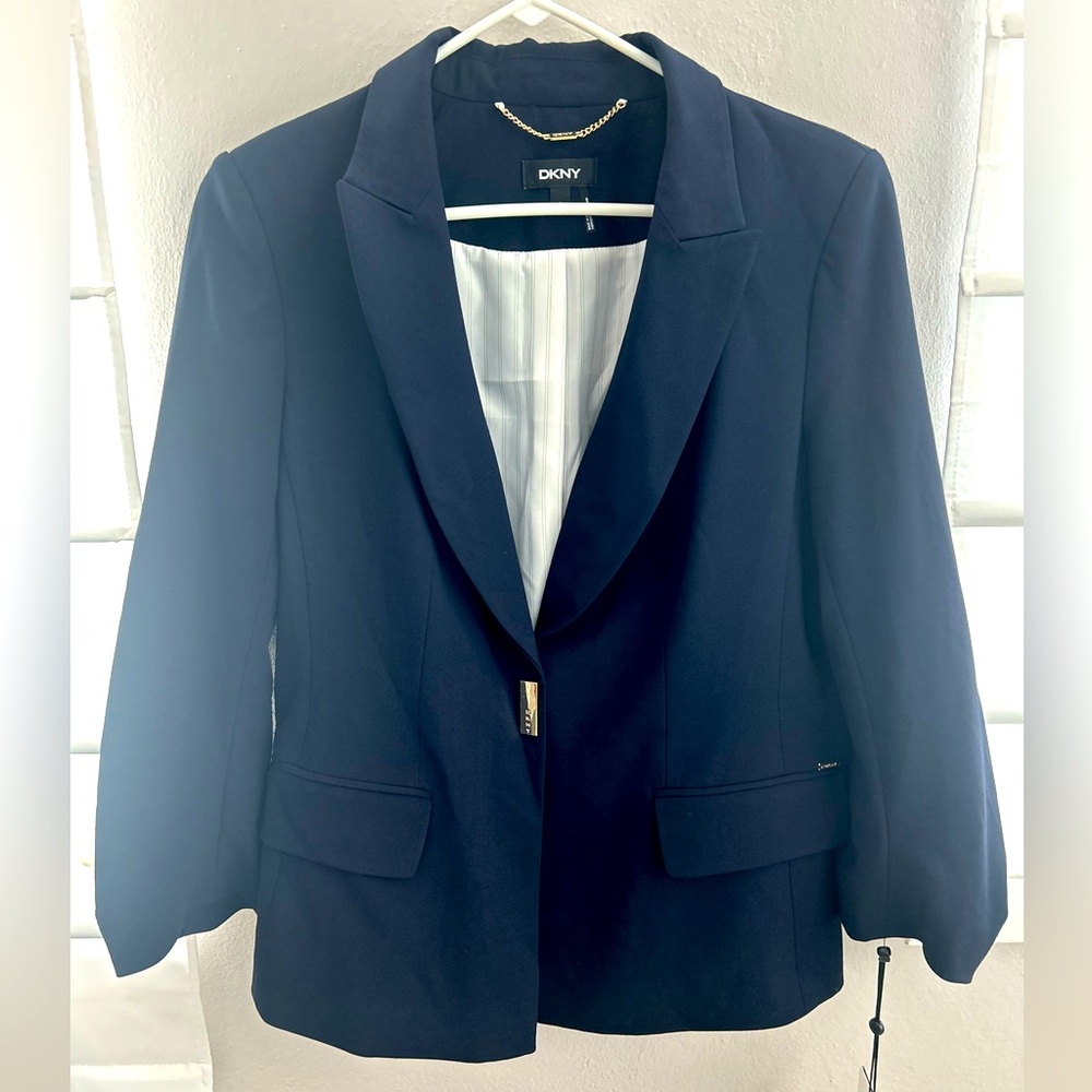 Brand New DKNY blazer/ jacket. Navy Blue.